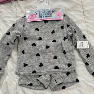 Vigoss matching top and shorts Soft